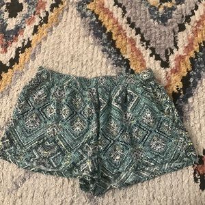 Flowy shorts XL